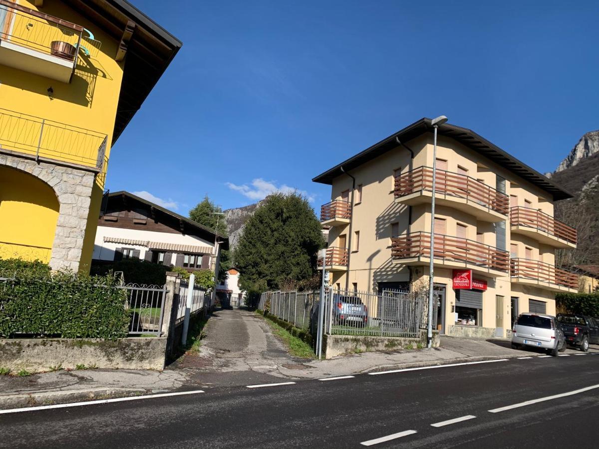 Appartamento Con Vista Sulle Grigna Barzio Exteriör bild